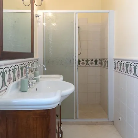 Relais Il Melograno Villa