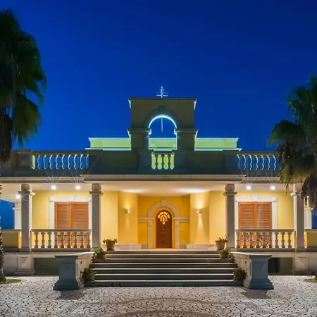 Relais Il Melograno Villa *