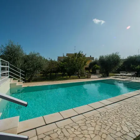 Relais Il Melograno Villa Arnesano