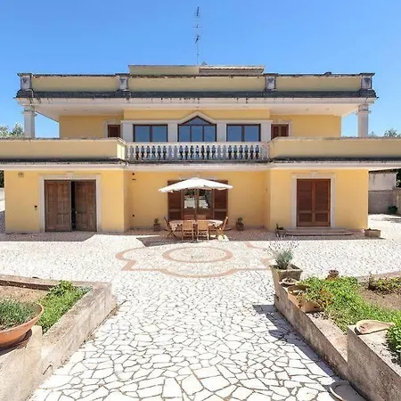 Relais Il Melograno Villa Arnesano